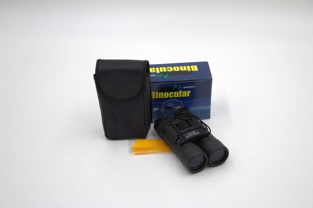 BINOCULAR