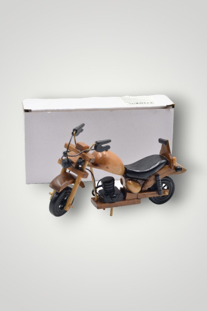 MOTOCICLETA LEMN