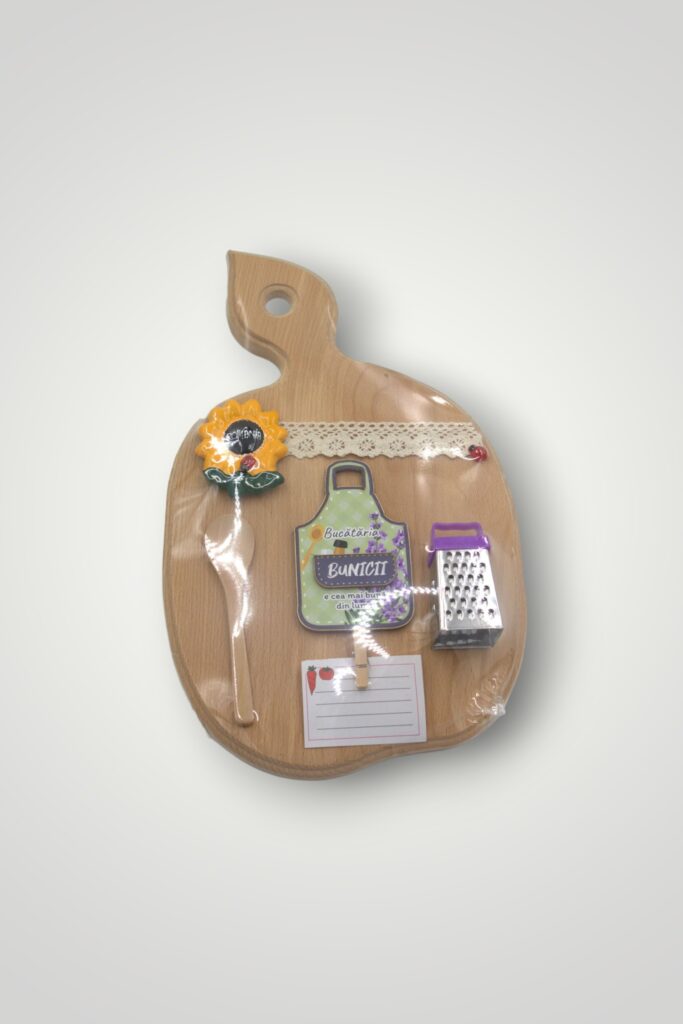 SET TOCATOR LEMN SUVENIR - BUCATARIA BUNICII