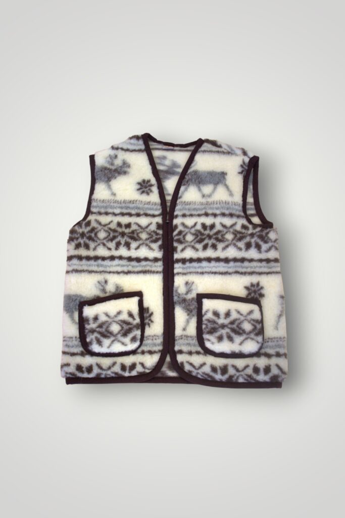 VESTĂ