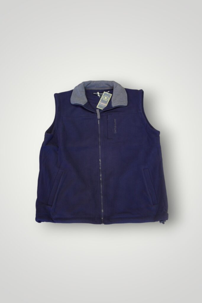 VESTĂ
