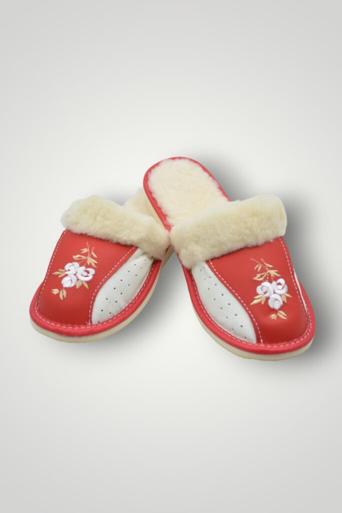 SET PAPUCI CU BLANA