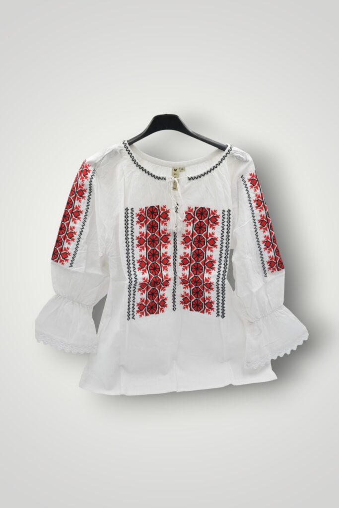 IE TRADITIONALA PENTRU FETITE